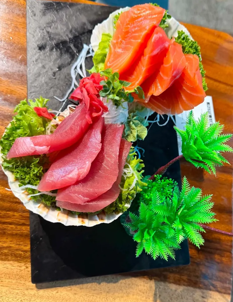 Sashimi von Lachs und Thunfisch